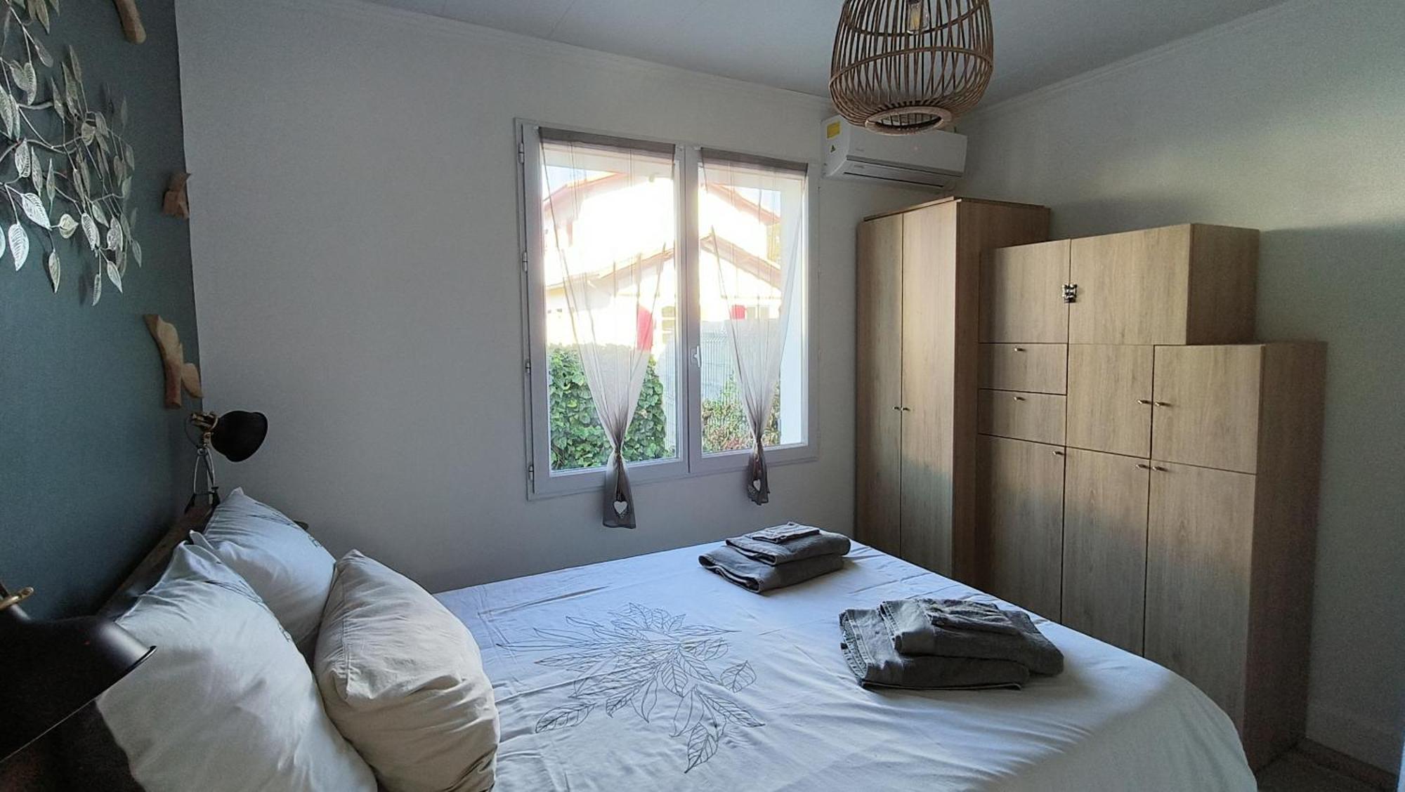 L Escale Du Bassin 800 M De La 3 Pers Holiday home *